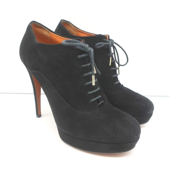 Gucci Betty Lace-Up Platform Booties Black Suede Size 38.5 - Picture 1 of 12